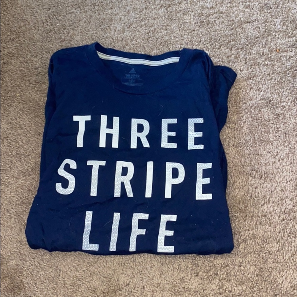 The go to performance tee